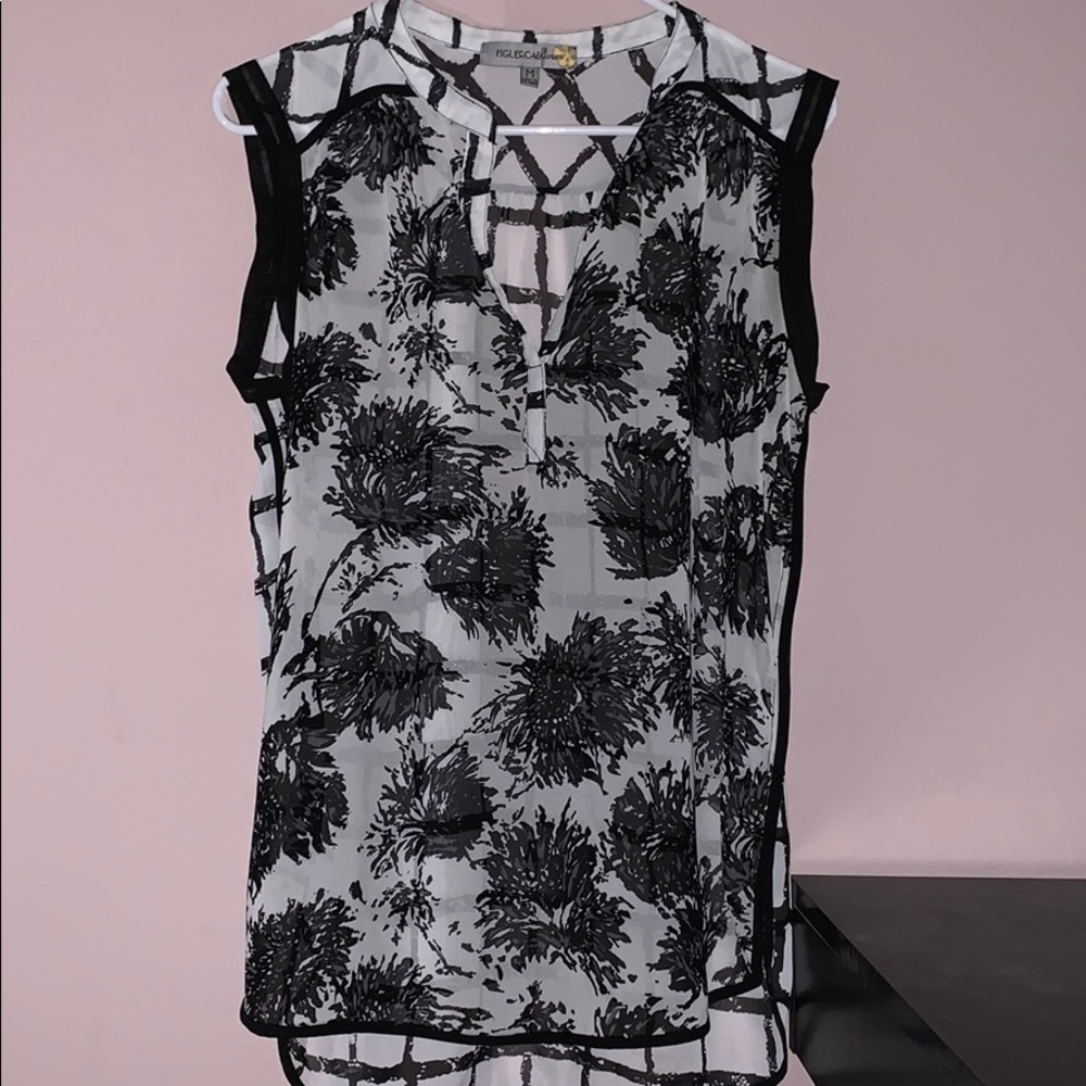 women’s sheer black and white patterned blouse
